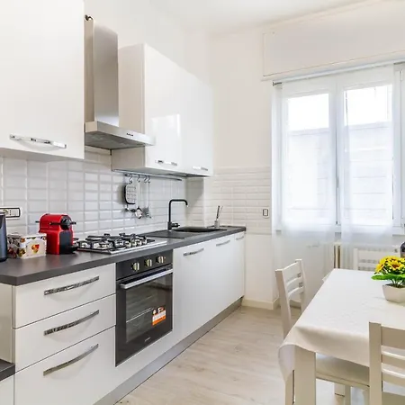 Casaballi Mm3 Trilocale Милан